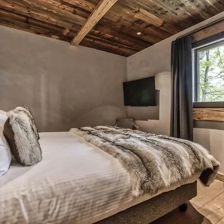 Le Hameau Du Renard Blanc Chalet *